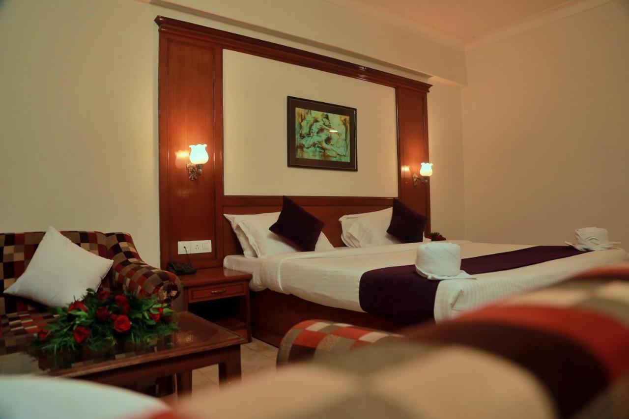 Hotel Edassery Mansion Kochi Exterior photo
